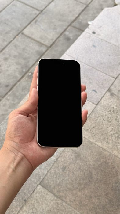 iPhone 17 Pro Max Silver 256gb/80% Karobkali