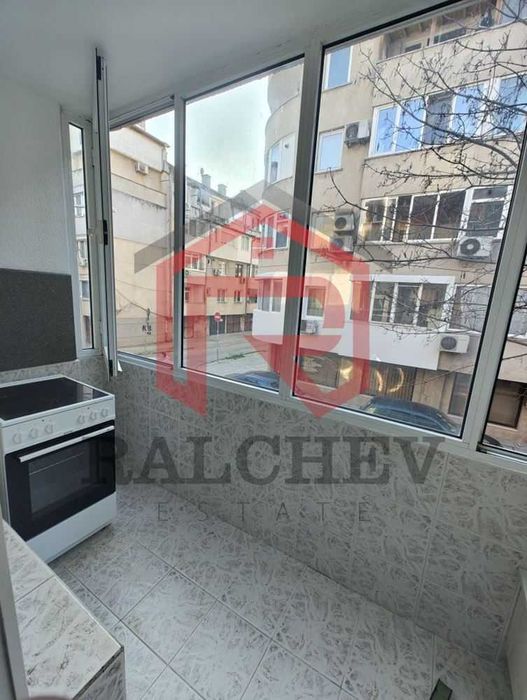 Дава се под наем Двустаен апартамент в Варна, Възраждане 3 - 60 кв.м за 438.6 € - Снимка #7