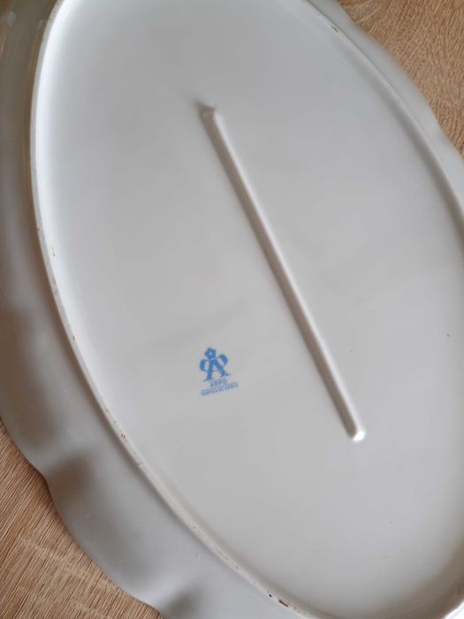 Platou de servire portelan Romanesc floral Arpo Curtea de Arges