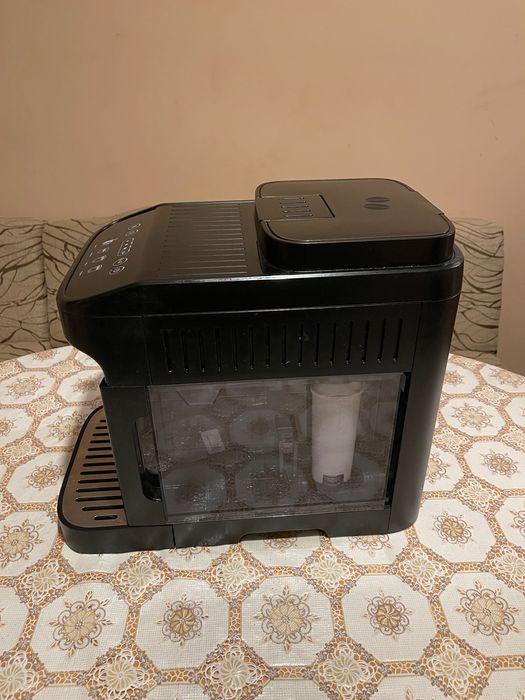 Внос!! DeLonghi Magnifica EVO