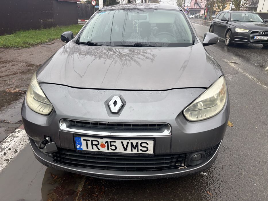 Bara fata renault fluence 2011