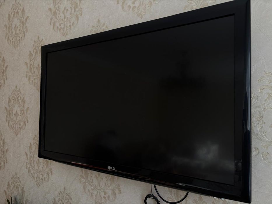 Телевизор LG качественный