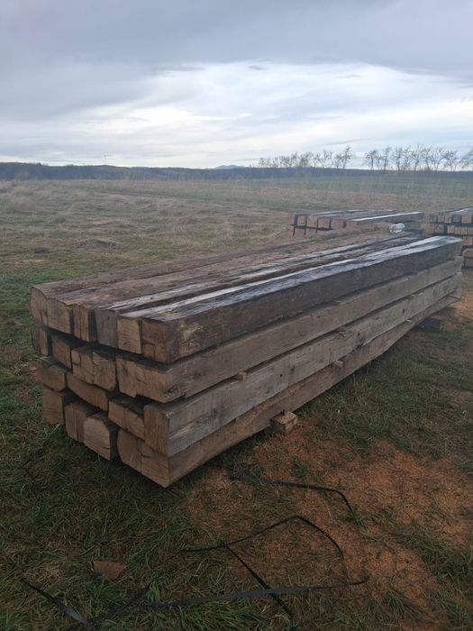 Grinzi vechi de stejar