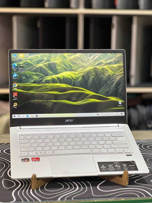 Acer Swift Amd R7 4700U DDR4 8GB SSD 256GB Display 14'0 FHD Ips