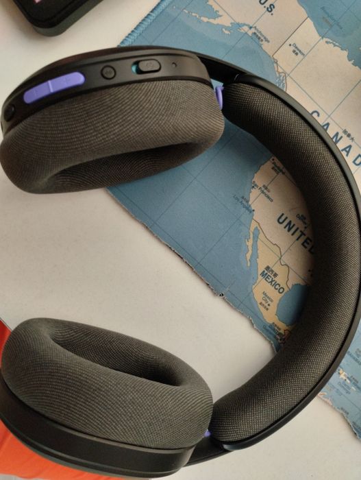 Наушники Logitech