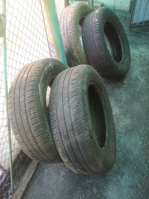 Резина летняя 215/65/16