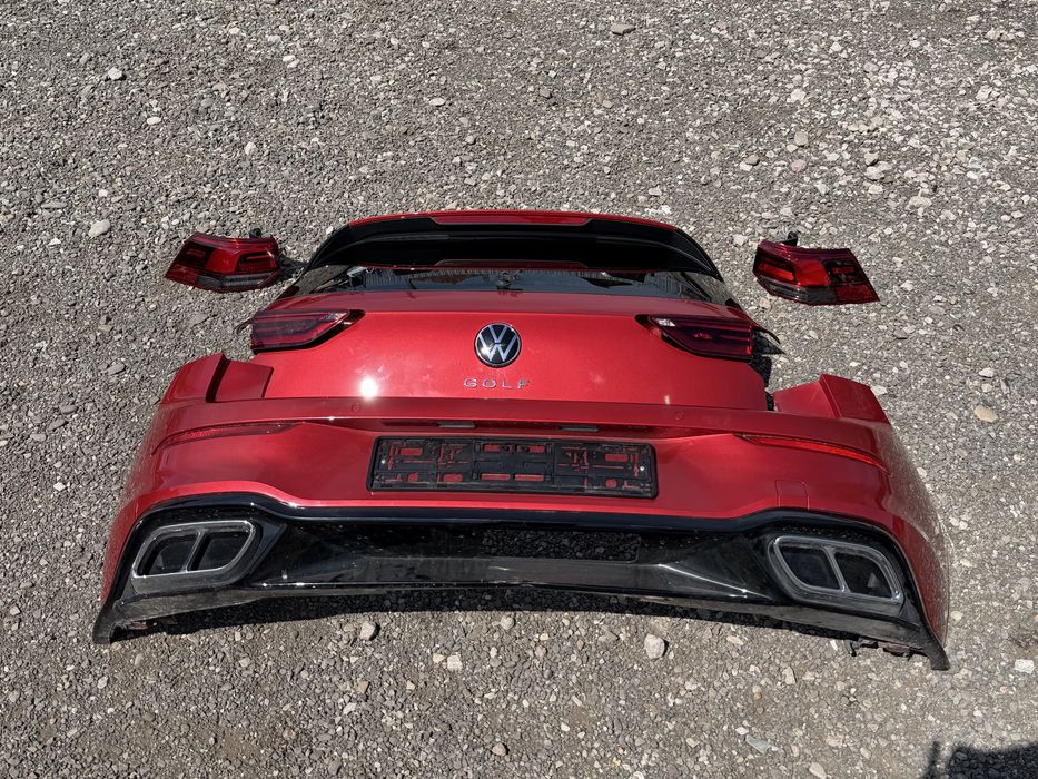 Spate complet VW Golf 8 R Line : Bara spate / Stopuri / Haion