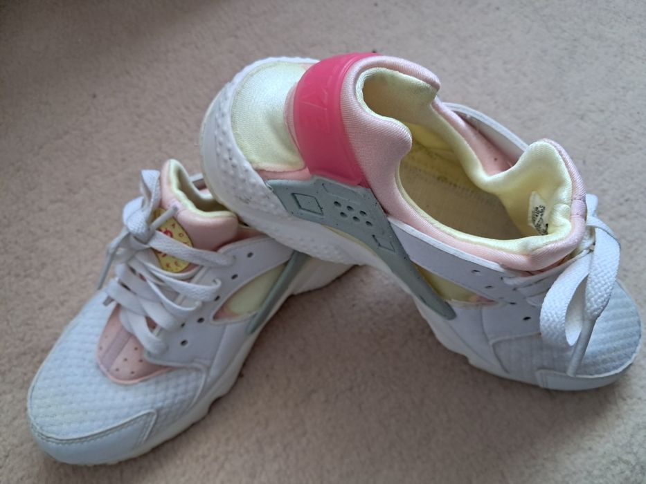 Adidasi Nike Originali