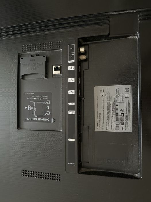 Телевизор Sumsung 55” UE55AU7100U Smart TV