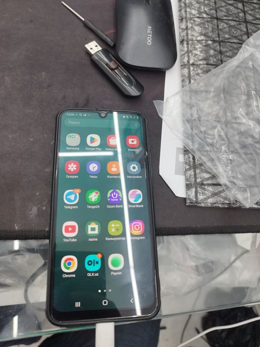 Samsung a30 3/32гб