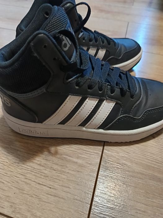 Детски кец адидас