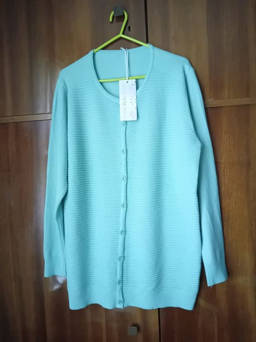 Дамска жилетка, р-р XL , дамска тениска р-р 4XL