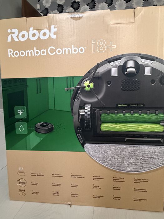Robot roomba combo i8+