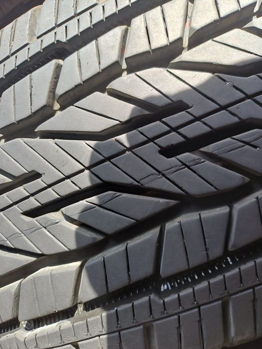 Гуми 225/65/17 Континентал