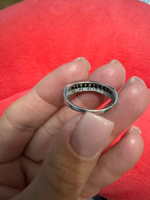 Inel de argint cu zirconii 925