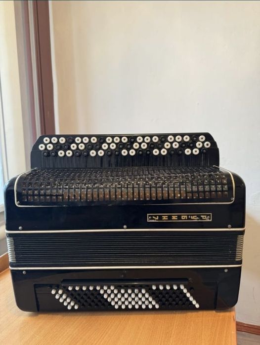 Баян рубин 7