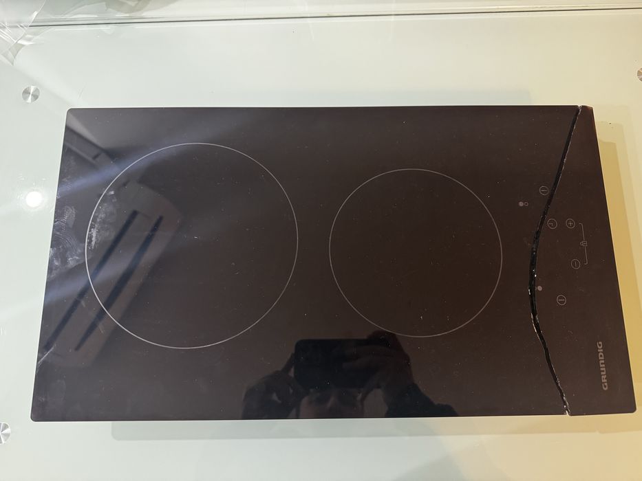 Grundig GIEV 323210 E - котлон плот