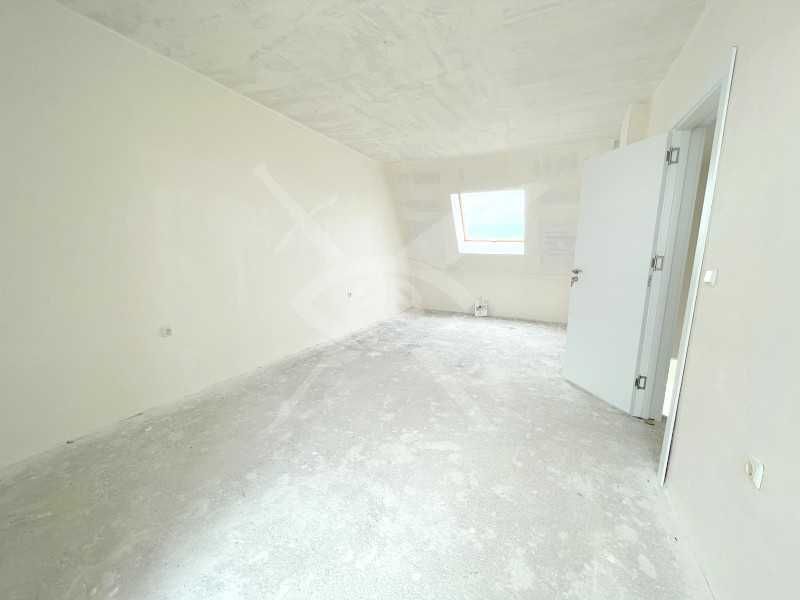 Продава се Мезонет в Поморие - 201 кв.м за 1244 €/кв.м - Снимка #9