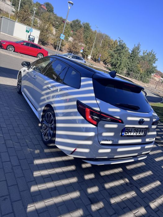 TOYOTA Corolla 2022 — imagine 2