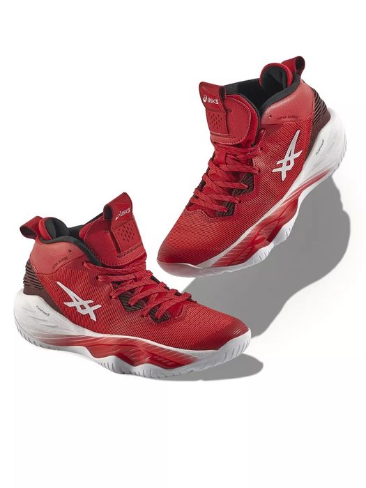 Кроссовки ASICS Nova Surge 2