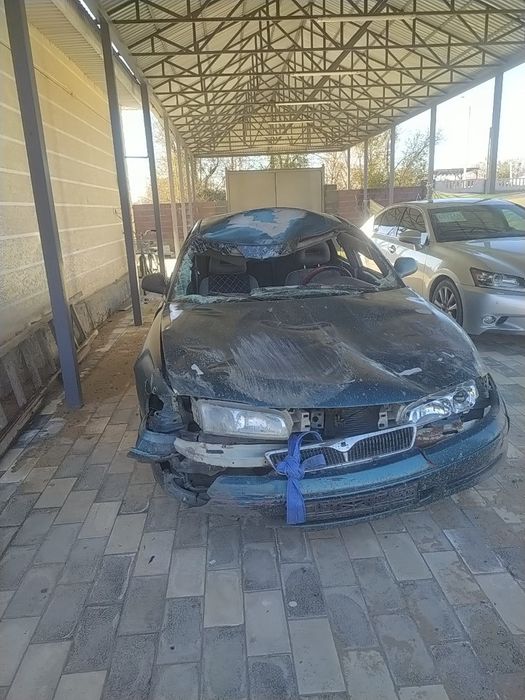 Продам мазда кронос 1993г 1.8. Тех. Паспорт имеется.