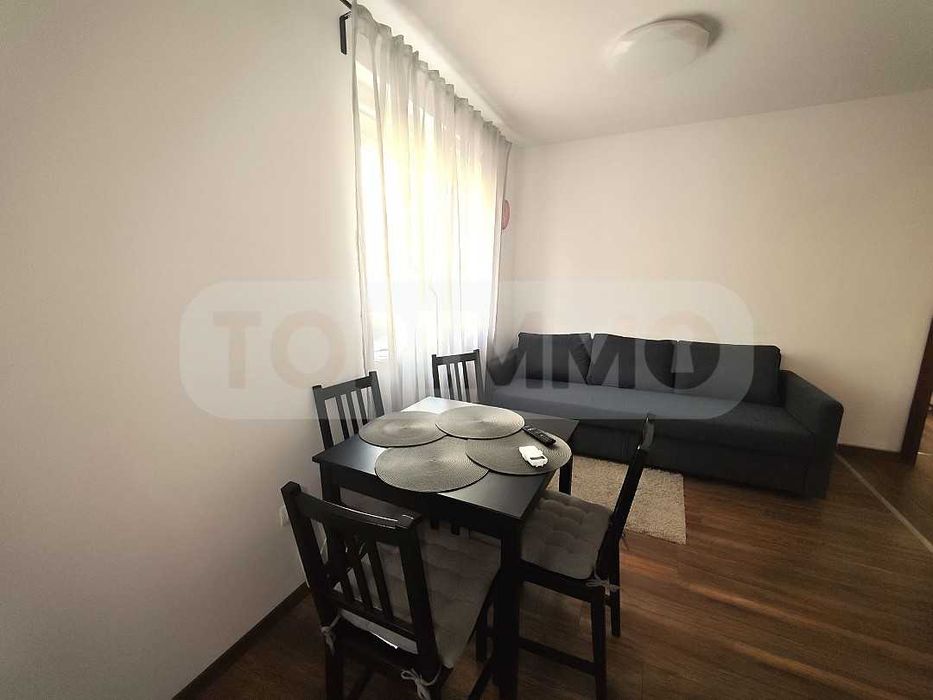 Двустаен апартамент в квартал Чайка