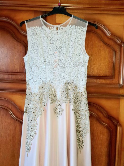 Rochie ocazie deosebita