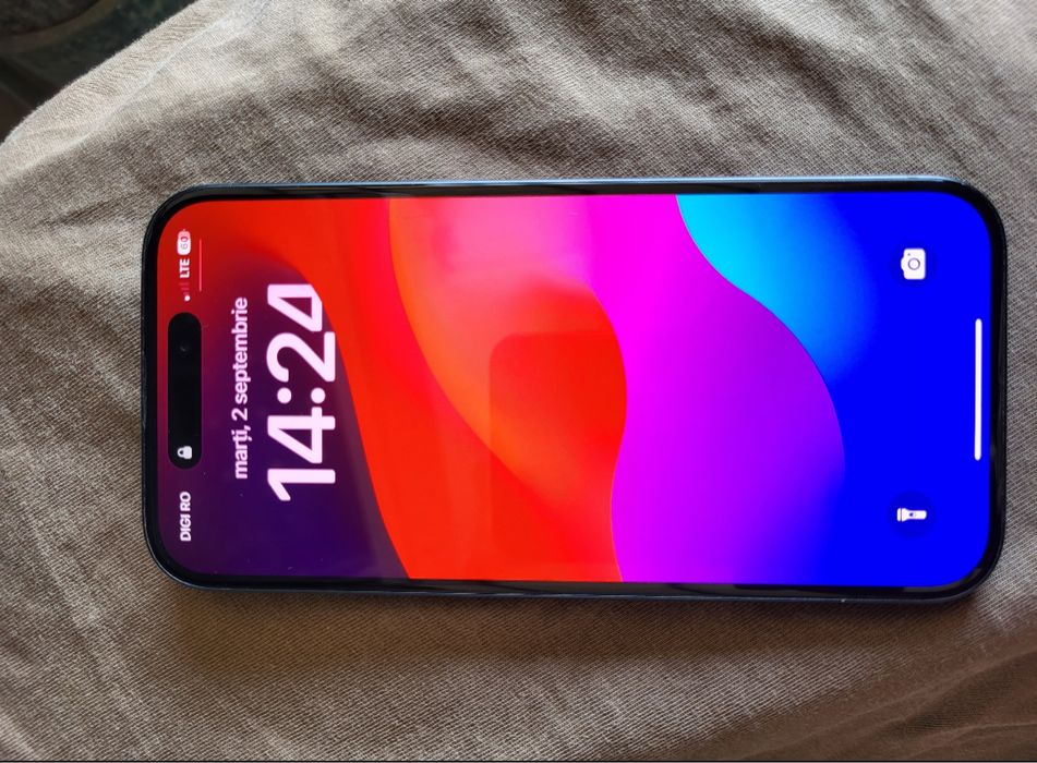 Vand iphone 15 128gb