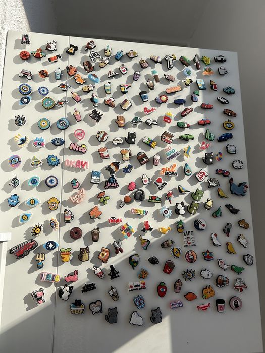 Jibbitz pin charm accesorii crocs mickey basket natura munte ronaldo