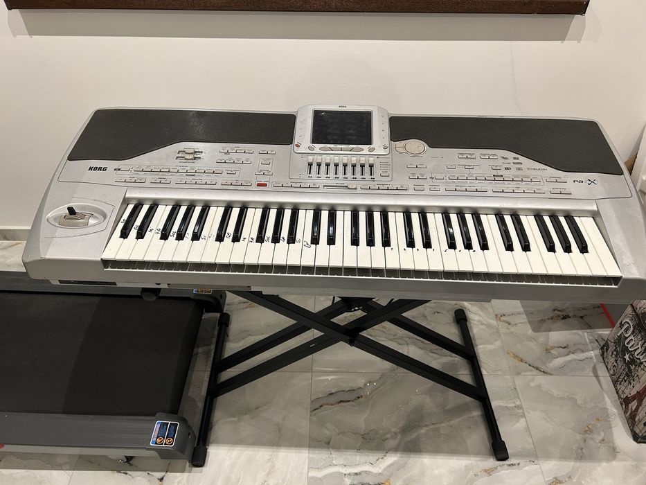 Vând orgă KORG-PA1X
