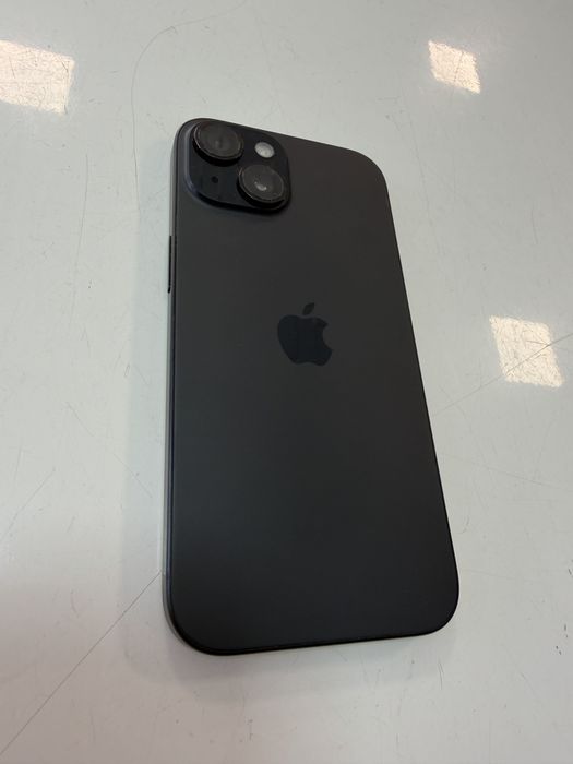 Vand Iphoke 15 128GB