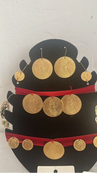 Monede placate cu aur de 24k