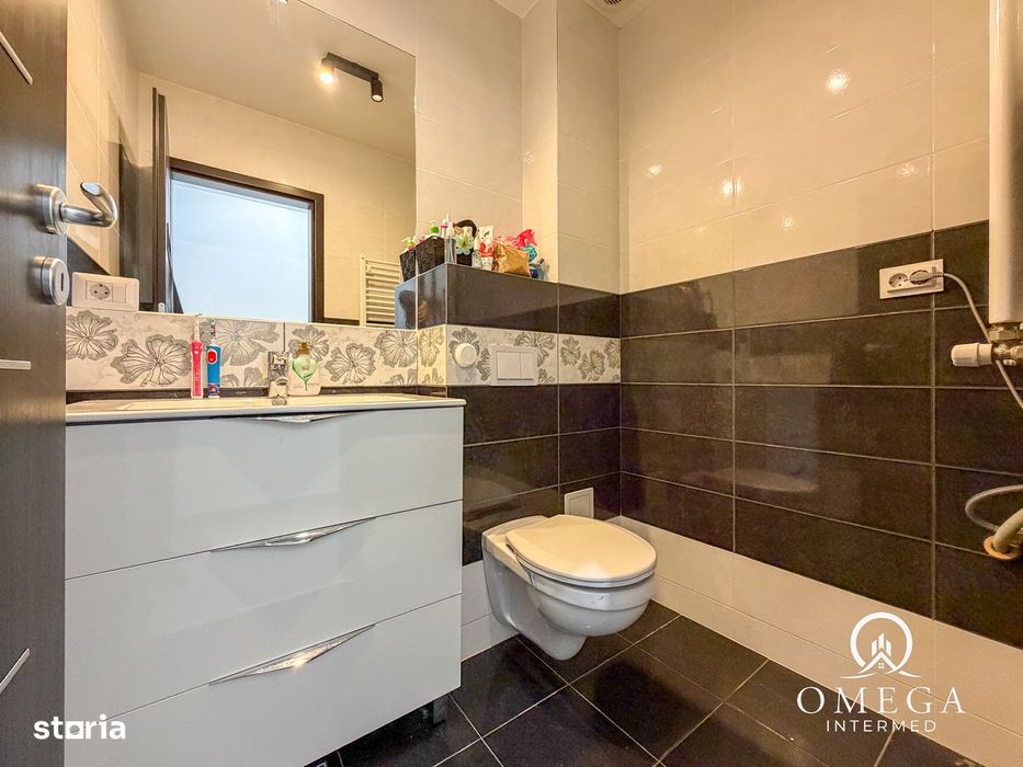 3 camere 2 bai 75mp Bucium 126000 euro