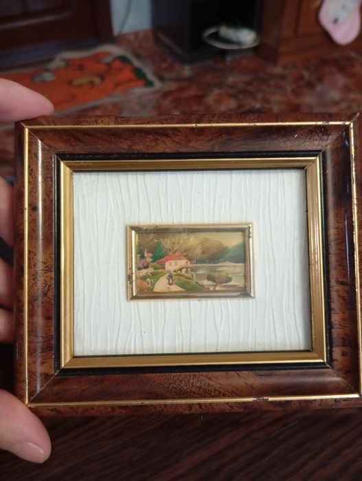 Tablouri cu foita de aur și argint