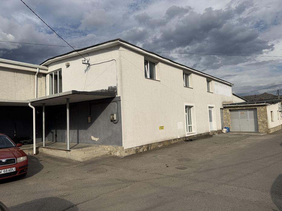 Închiriez / De Închiriat Depozit / Hală / Spațiu Comercial / 350 MP / Parter + Etaj / ACCES TIR / Parcare / Centru Fălticeni / Zona PENNY