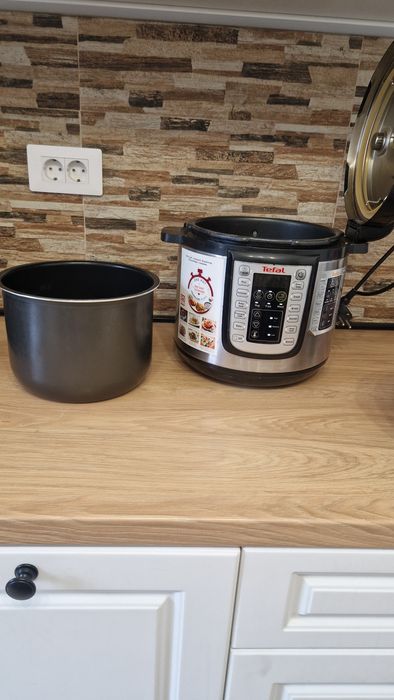 Oala electrica sub presiune Tefal One Pot