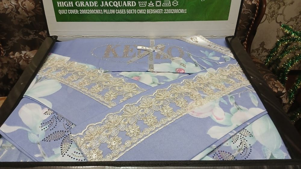 Постельное белье турецкой фирмы KENZO.