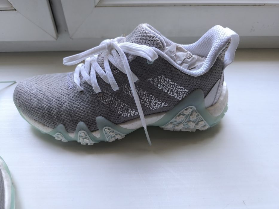 Женские кроссовки Adidas, оригинал. Куплены и привезены из Америки(39)