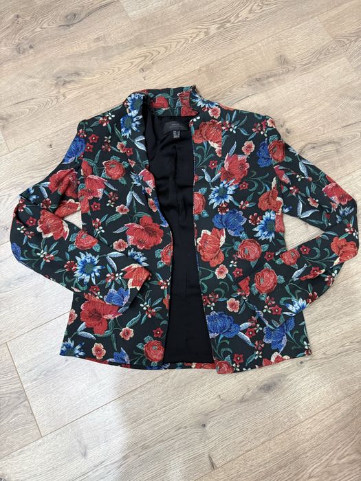 Б/у женская одежда в отличном состоянии