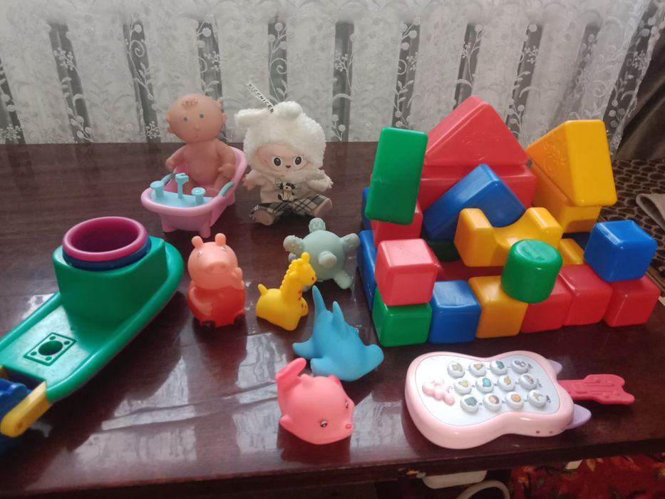Продам игрушки дешево