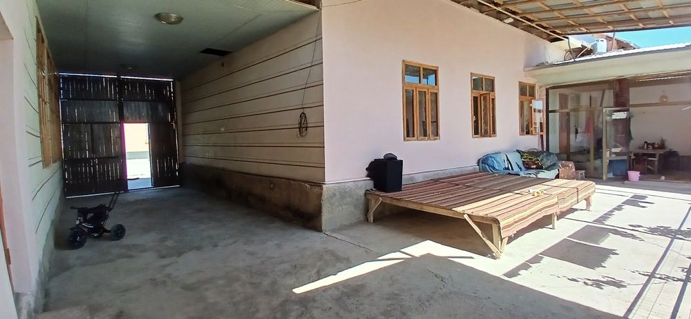 xovli 8 sotihli  zamonaviy barcha sharoiti bilan haya variantla kv ga