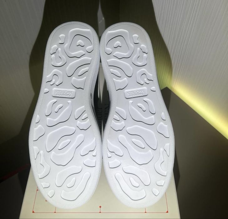 Adidaai alexandre mcqueen