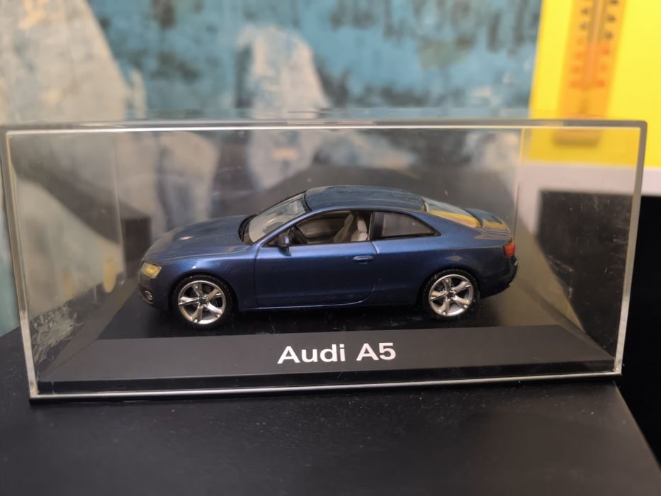 Колекционерски колички в различни мащаби. 1:43,1:38,1:24