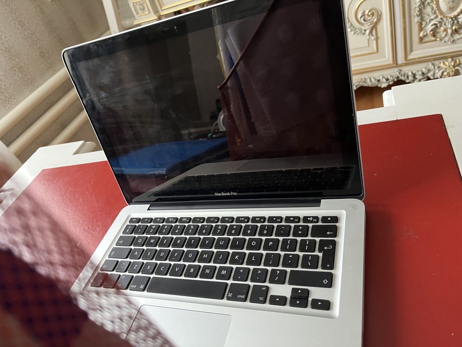 Макбук про 2010 года