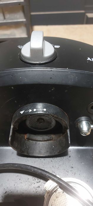 Еспресо кафемашина AEG