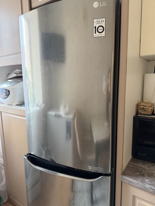 срочно продам холодильник