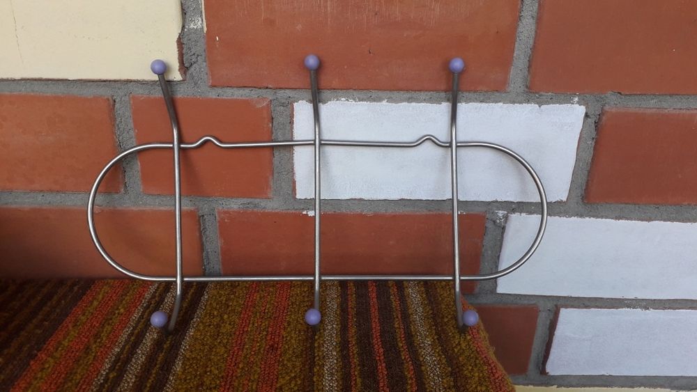 Вешалки с крючками металл