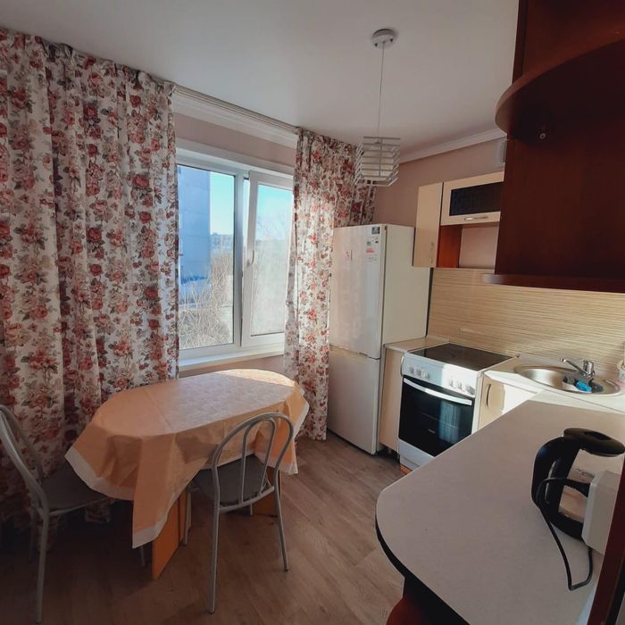 Сдается 1.5 Утепова 33