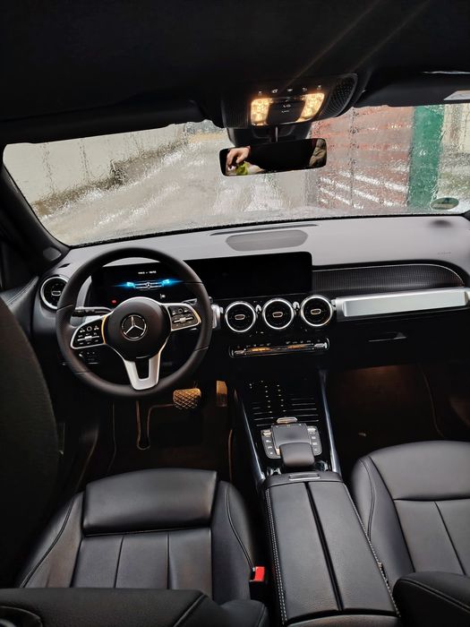 Mercedes Benz GLB 2023