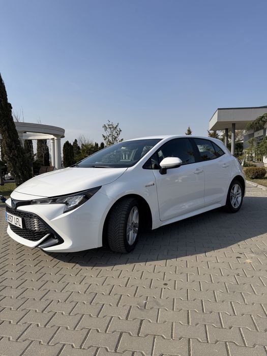 Toyota Corolla 1.8 Hybrid / Automat CVT / 2019 / LED / Cruise Control